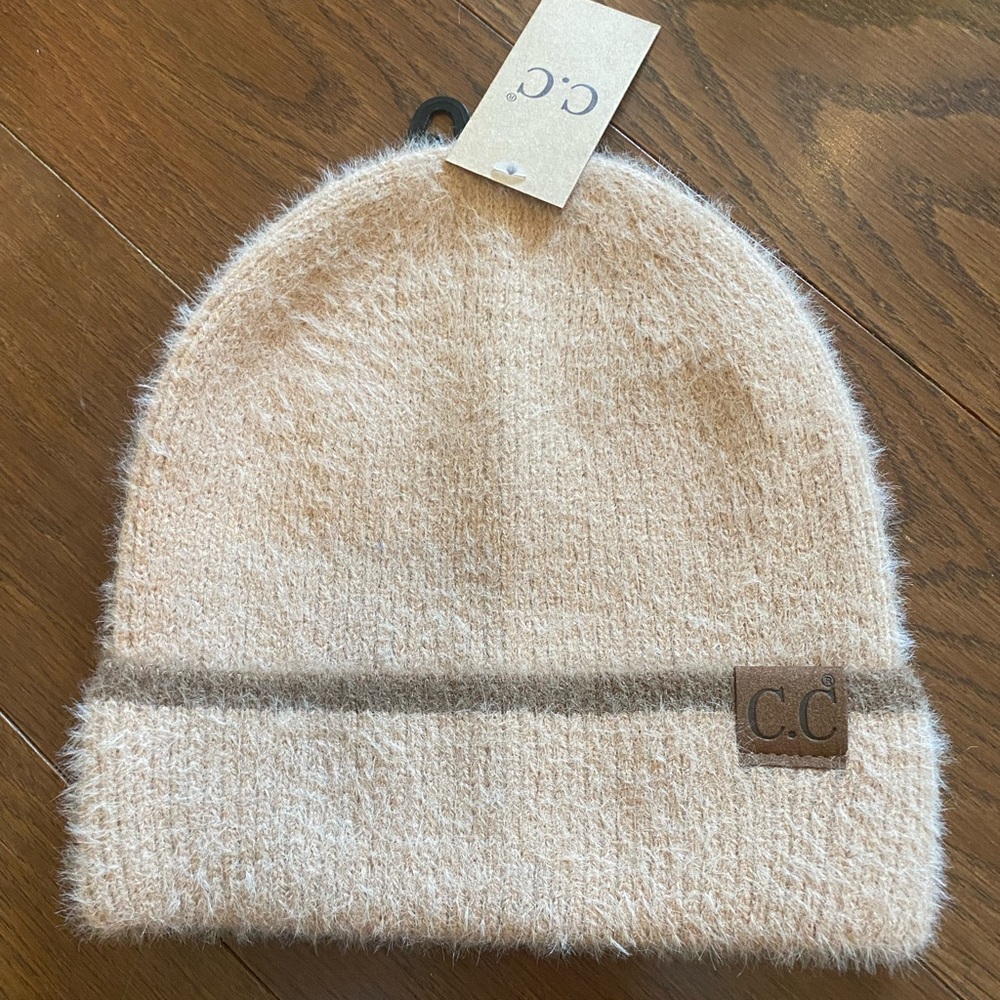 NWT C.C. Soft Feather Yarn Striped Cuffed Beanie beige